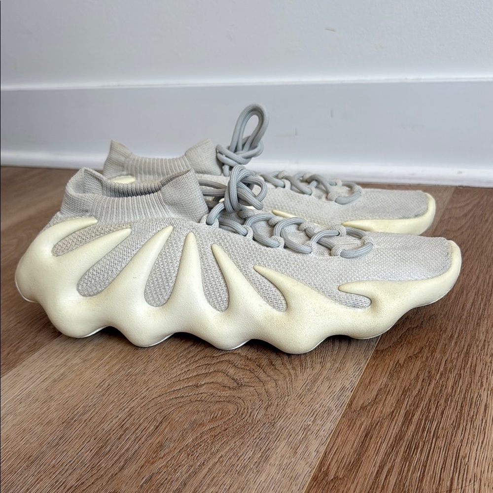 YEEZY 450 cloud white SZ 13